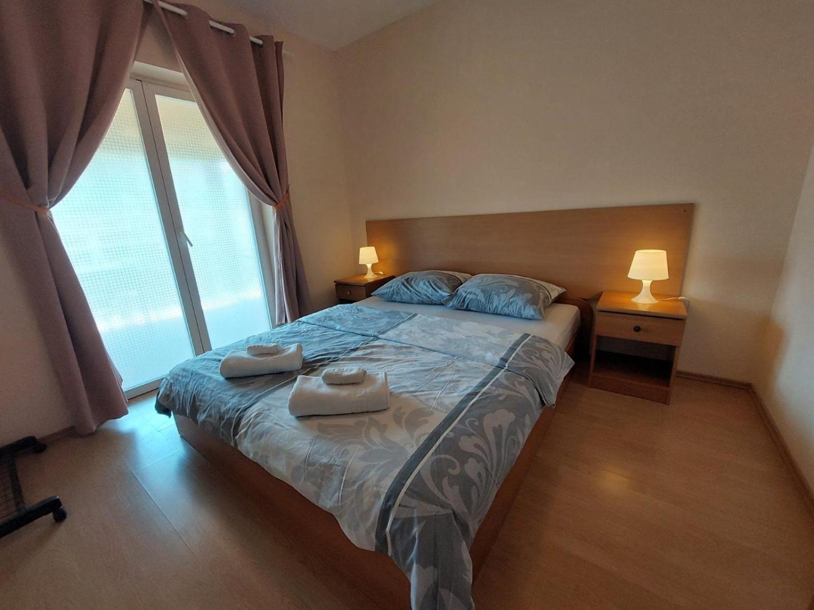 Apartments Tea ロヴィニ エクステリア 写真